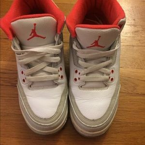 Air Jordan retro 3 size 7y white red and grey